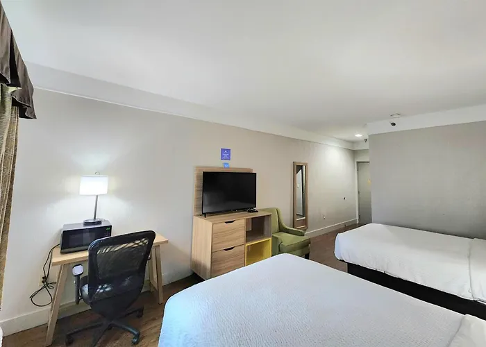 Days Inn By Wyndham Denham Springs-Baton Rouge East