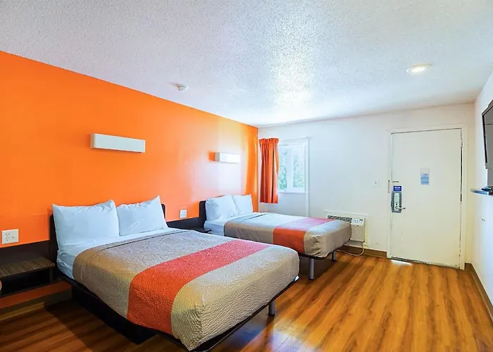 Economy Hotel Kansas City