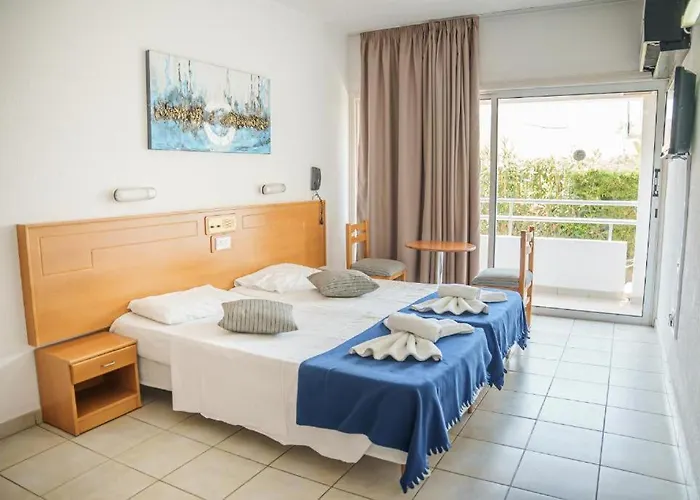 Cornelia Hotel Ayia Napa Center