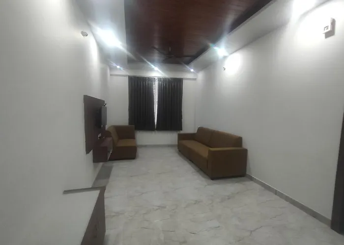 Crown Suites