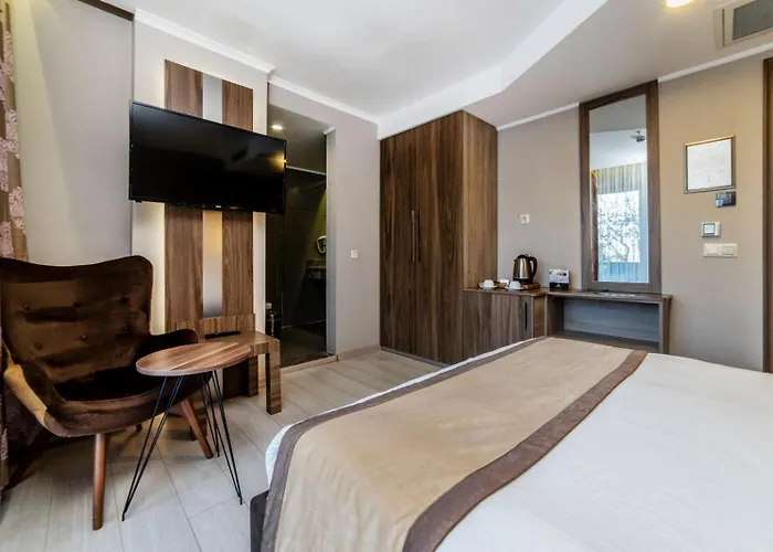 Royal Capital Thermal & Spa Hotel