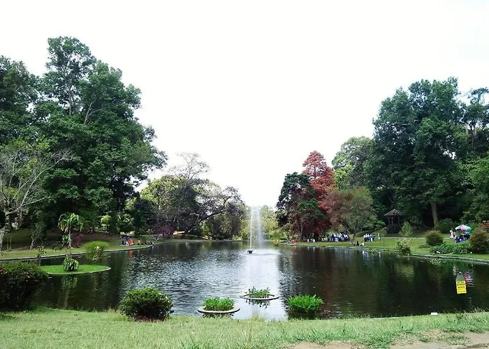 Bumi Ciherang Hotel