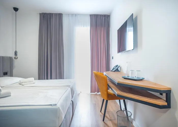 Hotel Miran Pirovac