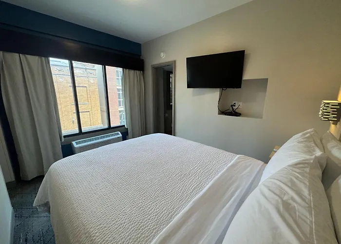 Holiday Inn Express & Suites - Atlanta Downtown By Ihg