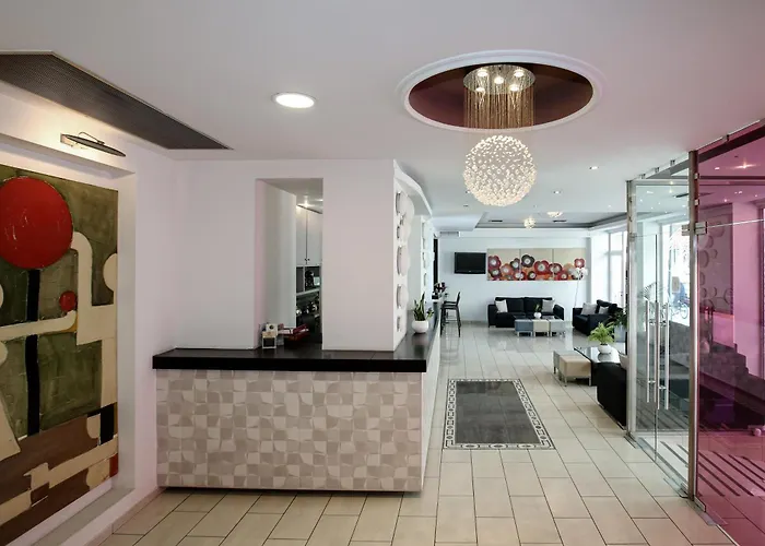 Hotel Astron