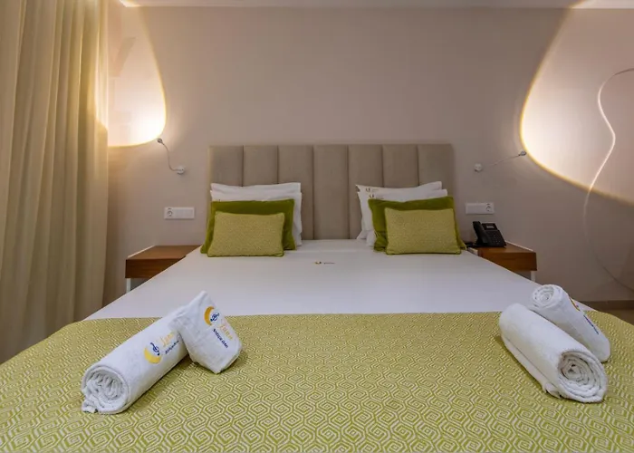 Luna Boutique Hotel
