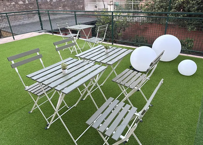 Hotel & Garden