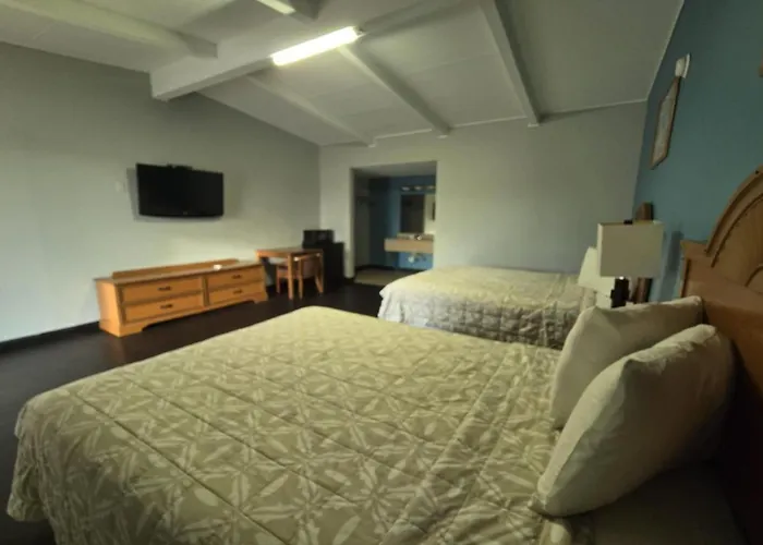 Luxury Inn & Suites