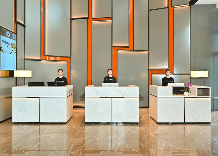 Atour Hotel Qinhuangdao Railway Station Beigang Street