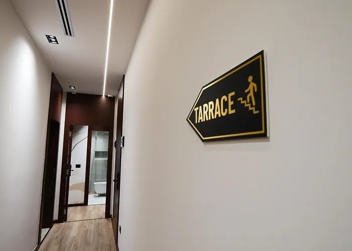 Dial Hotel