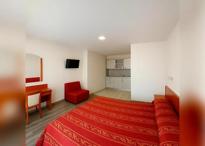 Hotel e Appartamenti La Solaria con parcheggio gratuito a soli 450 MT dalla nuova Basilica di Padre Pio