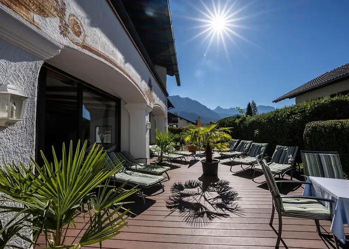 Parkhotel Wallgau 4 Sterne Superior Alpenjuwel mit Spa Genuss, Golf&Wellness in der Karwendel-Region Tradition trifft Eleganz im stilvollen Rückzugsort