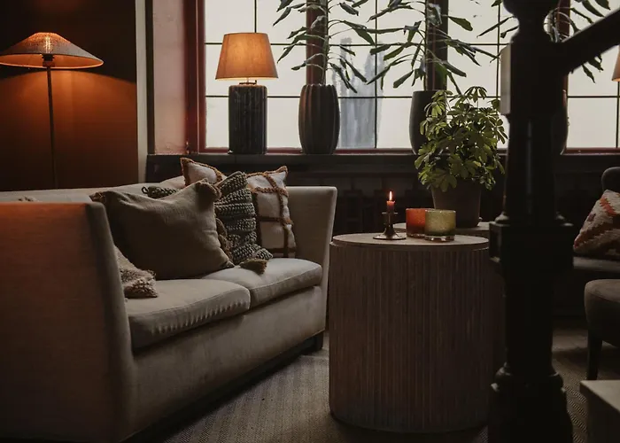 Home Hotel Christian IV
