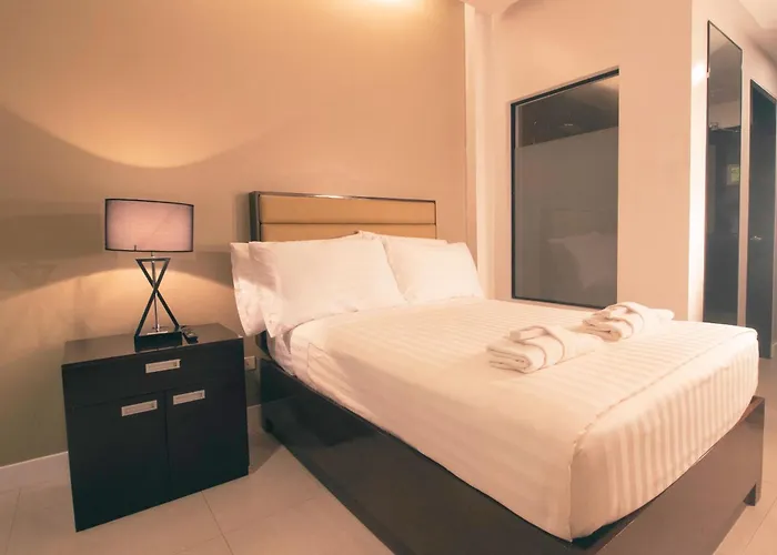 Aura Condotel