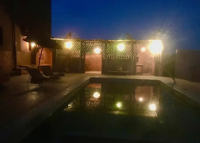 Hotel Carrefour Des Nomades