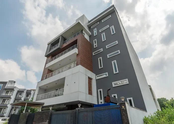 Wandr Hotel Medicity Gurugram, Near Medanta Hospital
