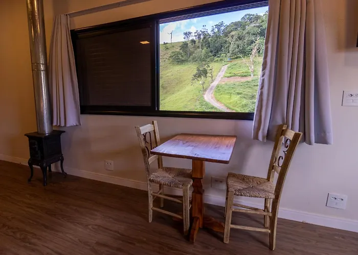 Villa Mantiqueira SFX - Suítes