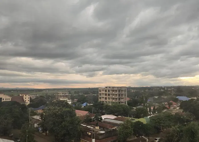 Twiga Hotel - Tulivu Urban
