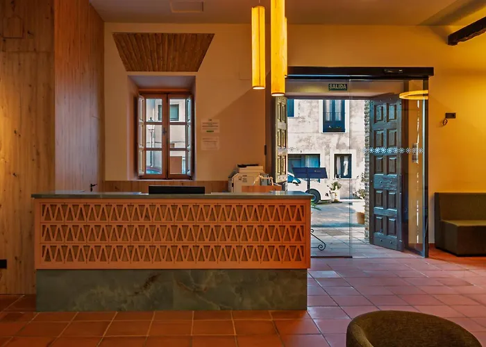 Hotel Valle Del Ambroz