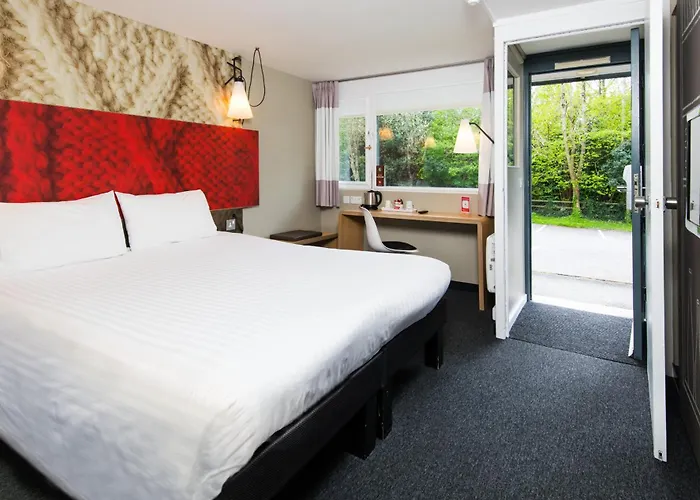 Ibis Plymouth