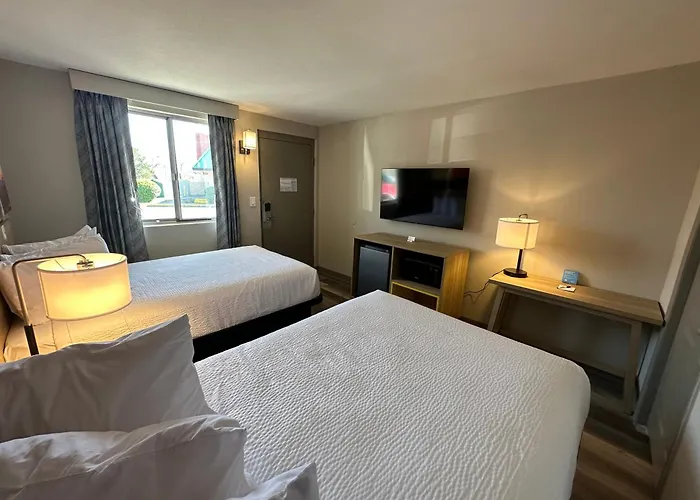 Days Inn By Wyndham Farmington Nm