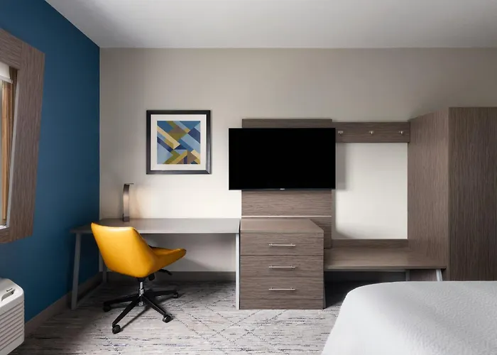 Holiday Inn Express & Suites Boynton Beach West By Ihg