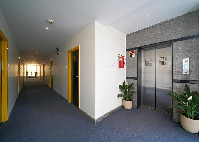 Open Hotel By Olive - Langford Suites