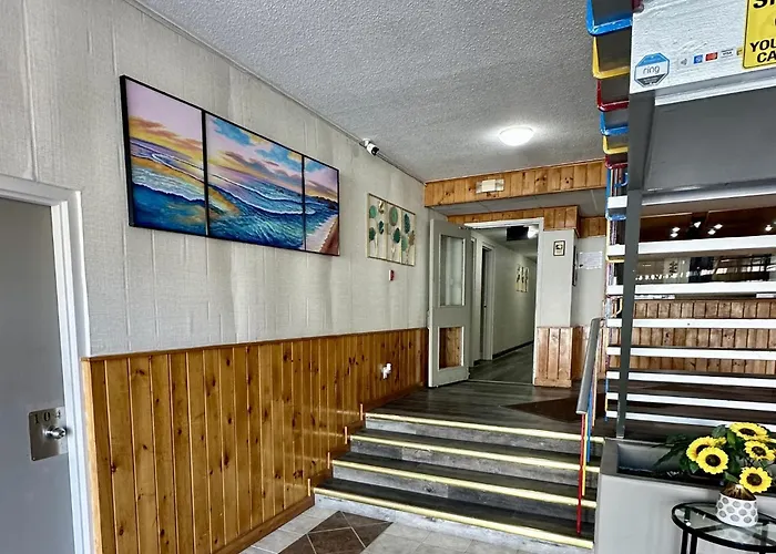 Town Centre Inn - Parry Sound