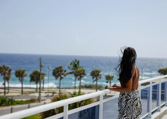 Vista Mar Malecon Hotel