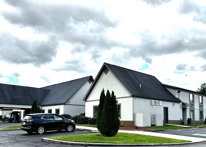 Deluxe Inn Wytheville