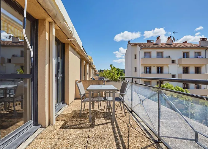 Appart'Hotel Odalys City - Aix En Provence Centre Rotonde - Les Floridianes