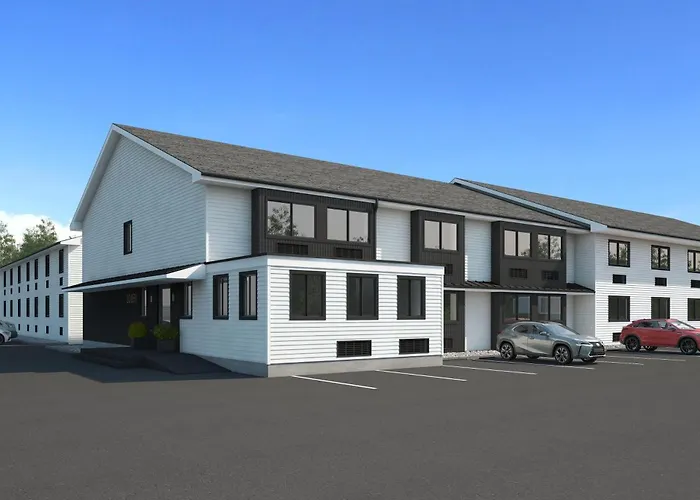 Super 8 By Wyndham Portland/Westbrook Area