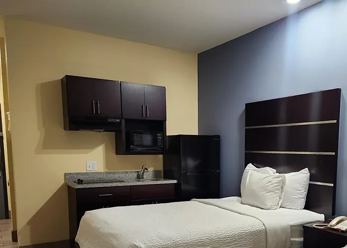 Days Inn By Wyndham Baton Rouge Airport