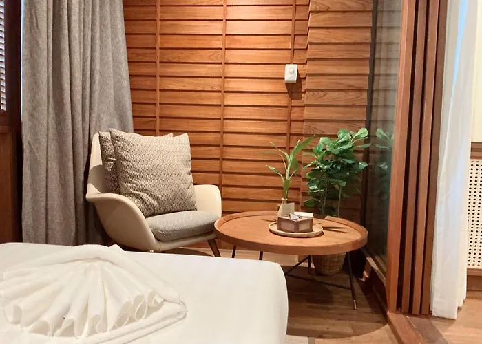 Hotel Loy Chiang Mai - Adult Only