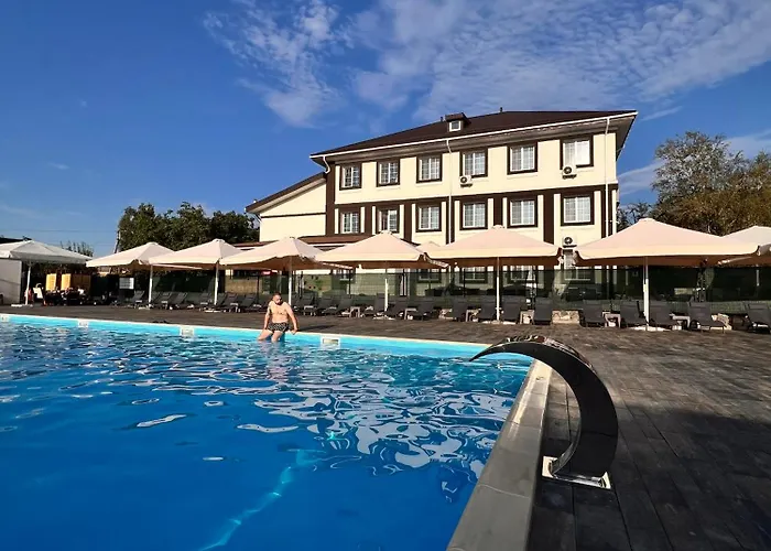Garden Hotel