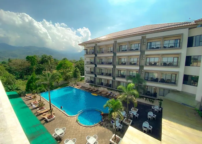 The Green Peak, Artotel Curated
