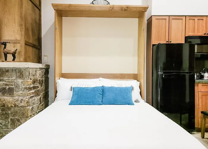 Studio At Hyatt Main Street Station Full Resort Access! Enjoy Outdoor Pool, Hot Tubs, Fitness Center Ski Valet & More