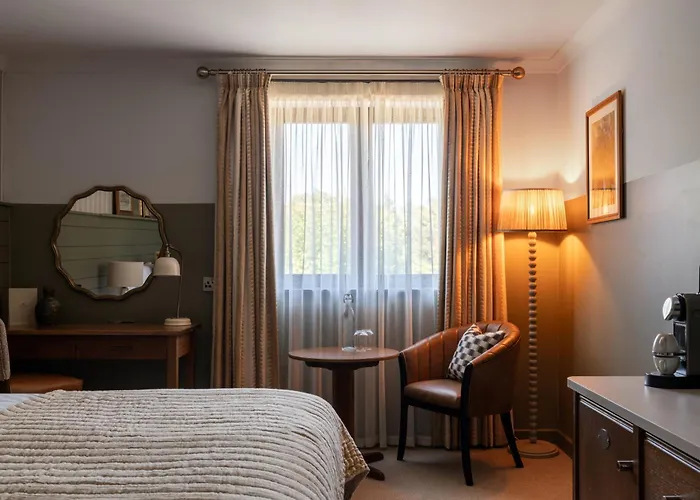 Crown Hotel