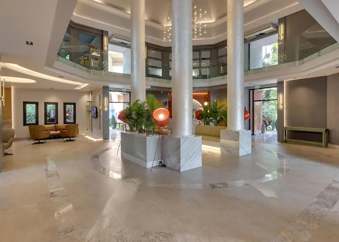 Hotel The Grand Blue Sky International Kusadası