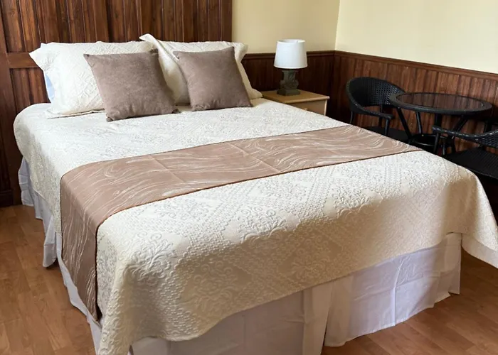Hotel Sous La Croix 152725