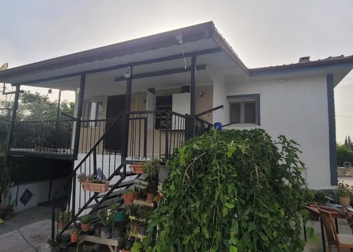 Ozturk Hotel