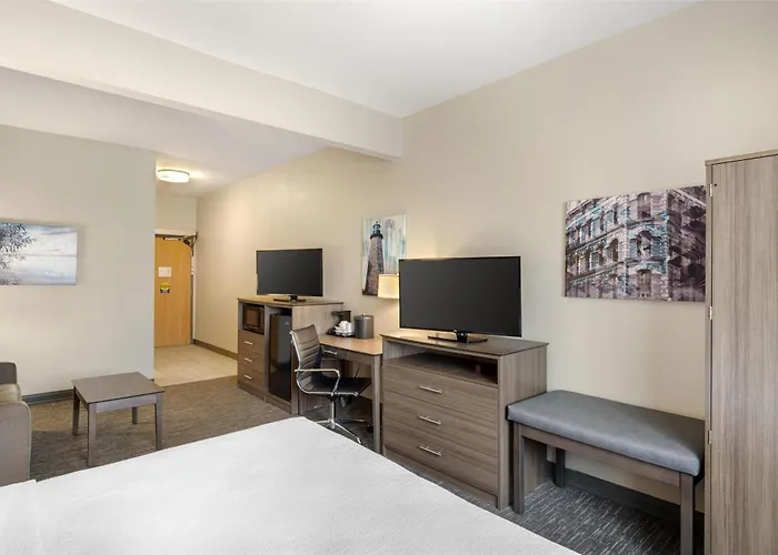 Best Western Brockport Inn & Suites