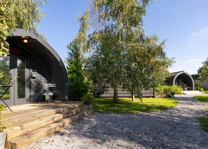 The Little Hide - Adult Only Camping Pods