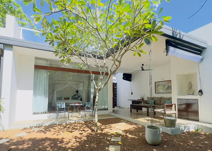 Aavya Cove Villas By Aahaasa
