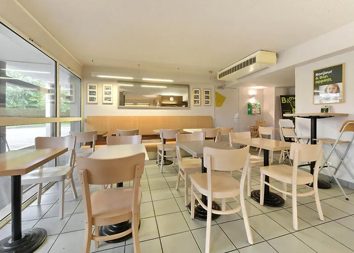 B&B Hotel Alencon Nord
