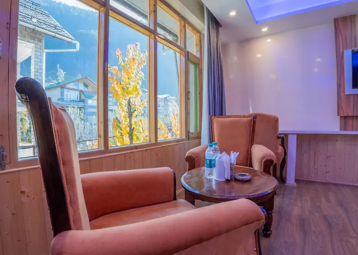 Hill River Resort - Central Heated & Air Cooled - Near Mall Road , Best Property Of Manali 2024- 2025