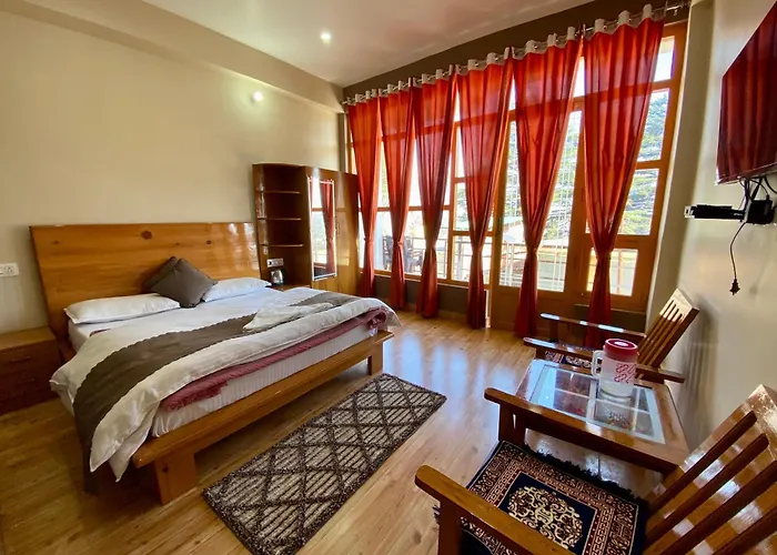 Hotel Mansarovar Inn