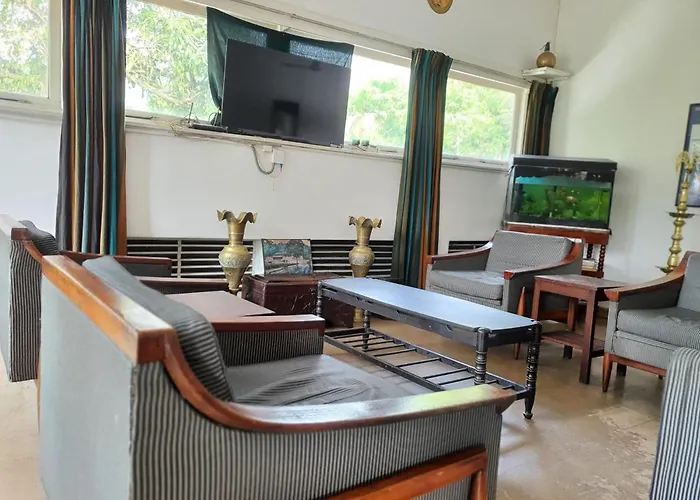 Dunhinda Falls Inn