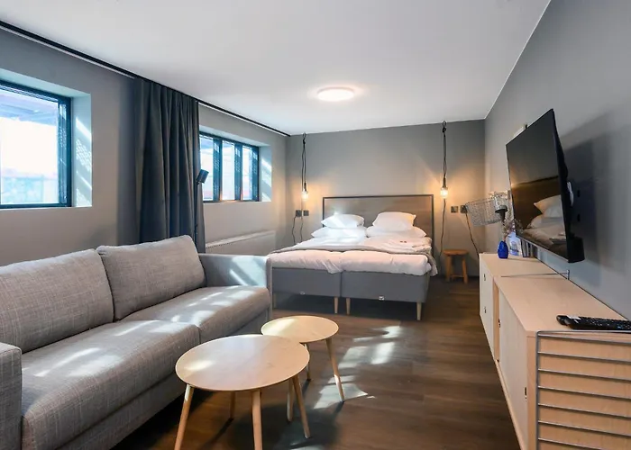 Blomloefs Hotell Saltoe