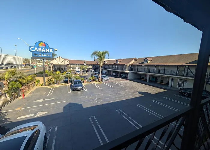 Cabana Inn & Suites